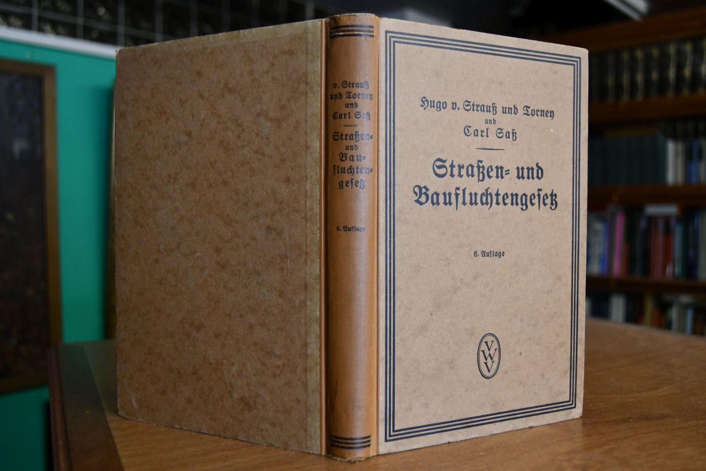 Das Gesetz betreffend die Anlegung und Veränderung von Straßen und Plätzen in Städten und ländlichen Ortschaften (Straßen- und Baufluchtengesetz) vom 2. Juli 1875.