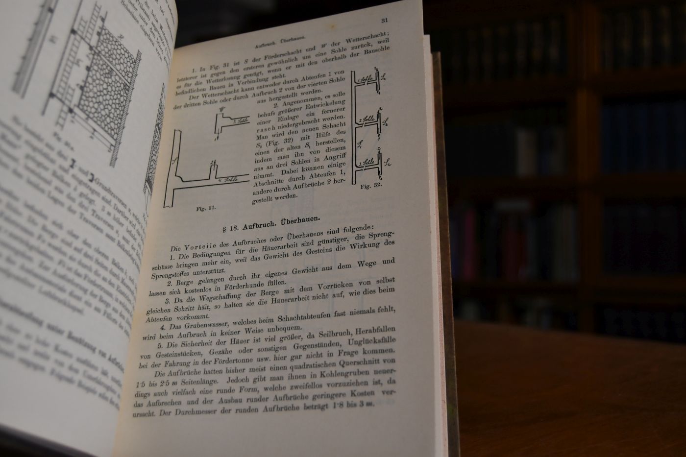 Grundriß über Aufschluß, Ausrichtung, Vorrichtung und Abbau von Lagerstätten. Textband (apart).