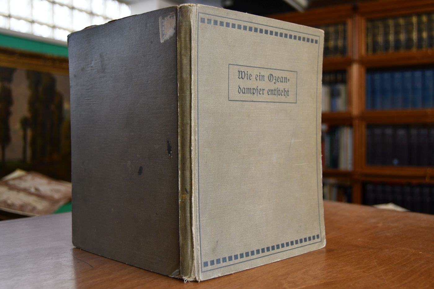 Wie ein Ozeandampfer entsteht. Eine Monographie.