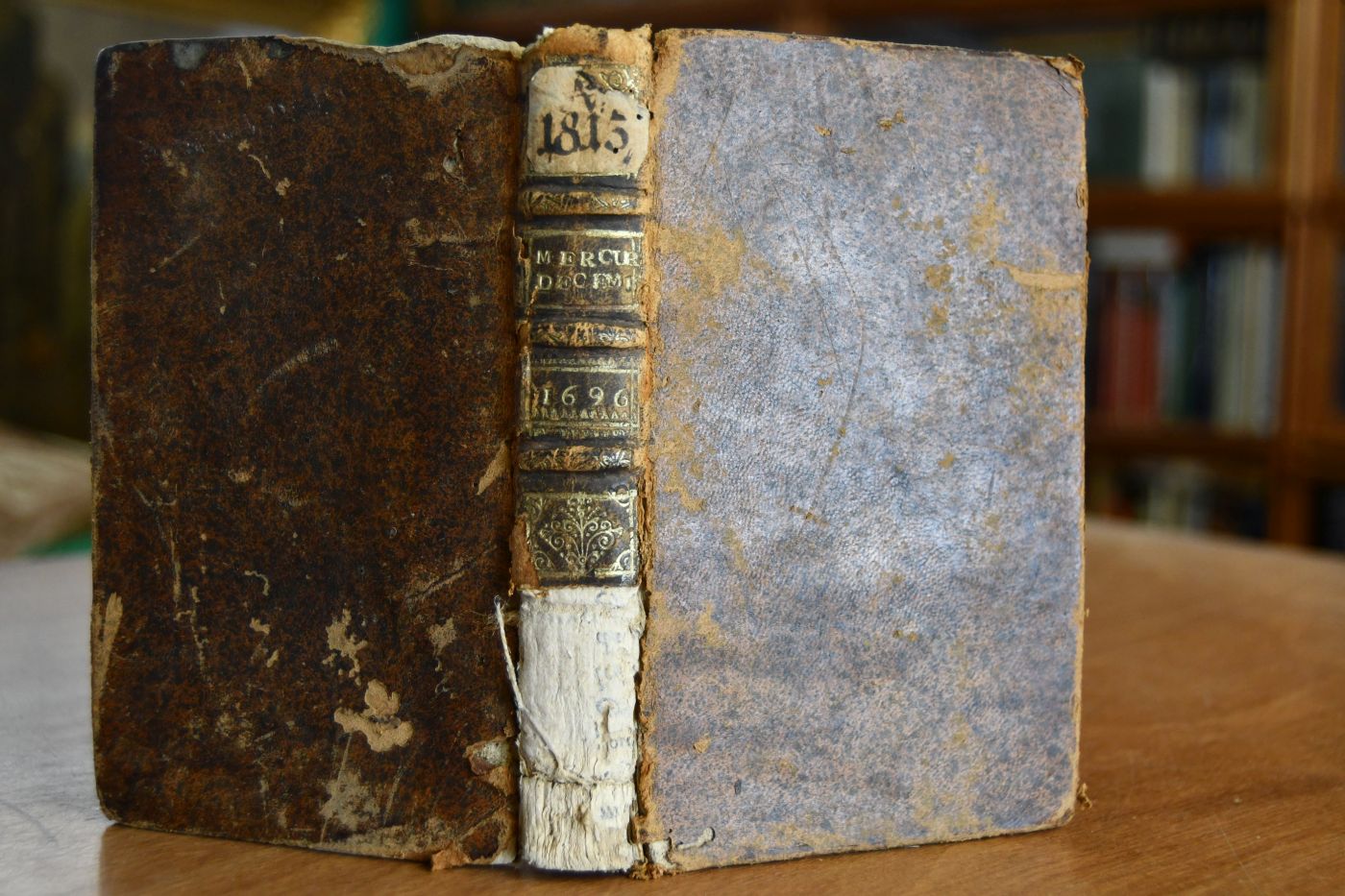 Mercure galant dedie a Monseigneur Le Dauphin Decembre 1696.
