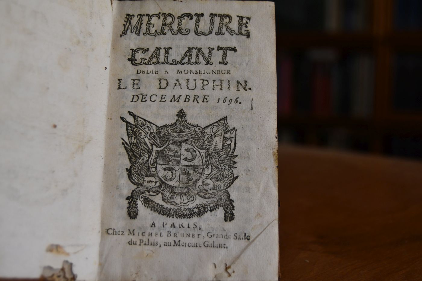 Mercure galant dedie a Monseigneur Le Dauphin Decembre 1696.