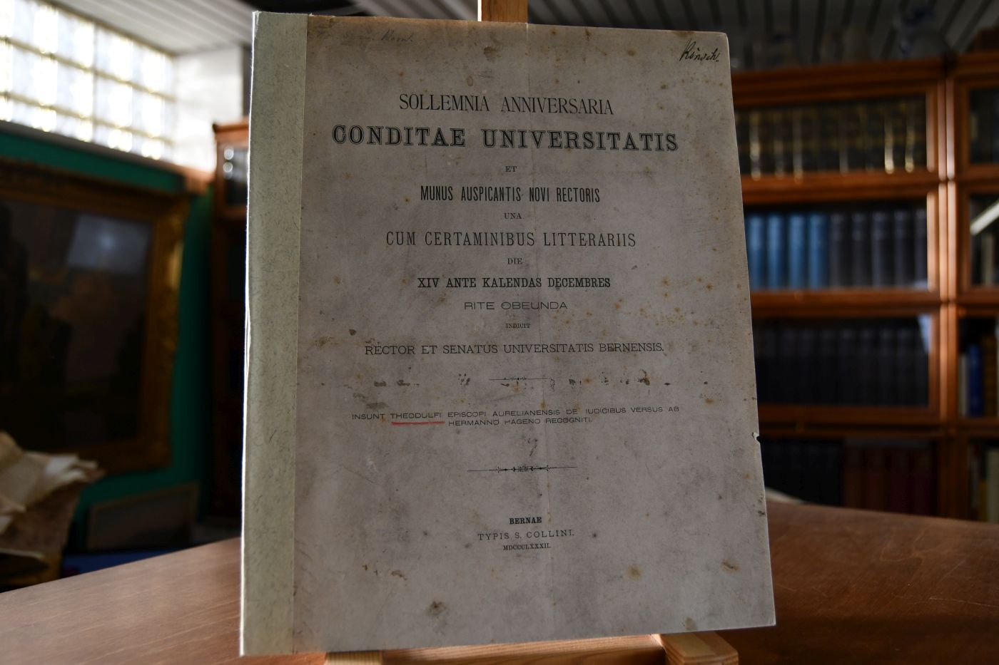 Sollemnia anniversaria conditae universitatis et munus auspicantis novi rectoris una cum certaminibus litterariis die XIV ante kalendas decembres rite obeunda indicit Rector et Senatus Universitatis Bernensis insunt Theodulfi episcopi Aurelianensis de judicibus versus ab Hermanno Hageno recogniti.