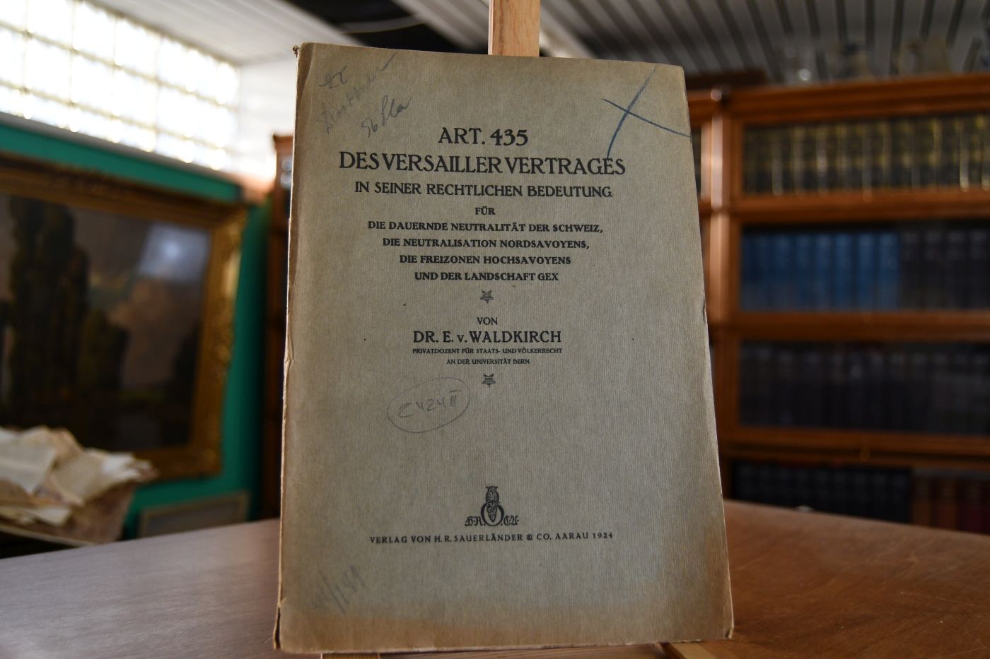 Art. 435 des Versailler Vertrages in seiner rechtlichen Bedeutung für die dauernde Neutralität der Schweiz, die Neutralisation Nordsavoyens, die Freizonen Hochsavoyens und der Landschaft Gex.