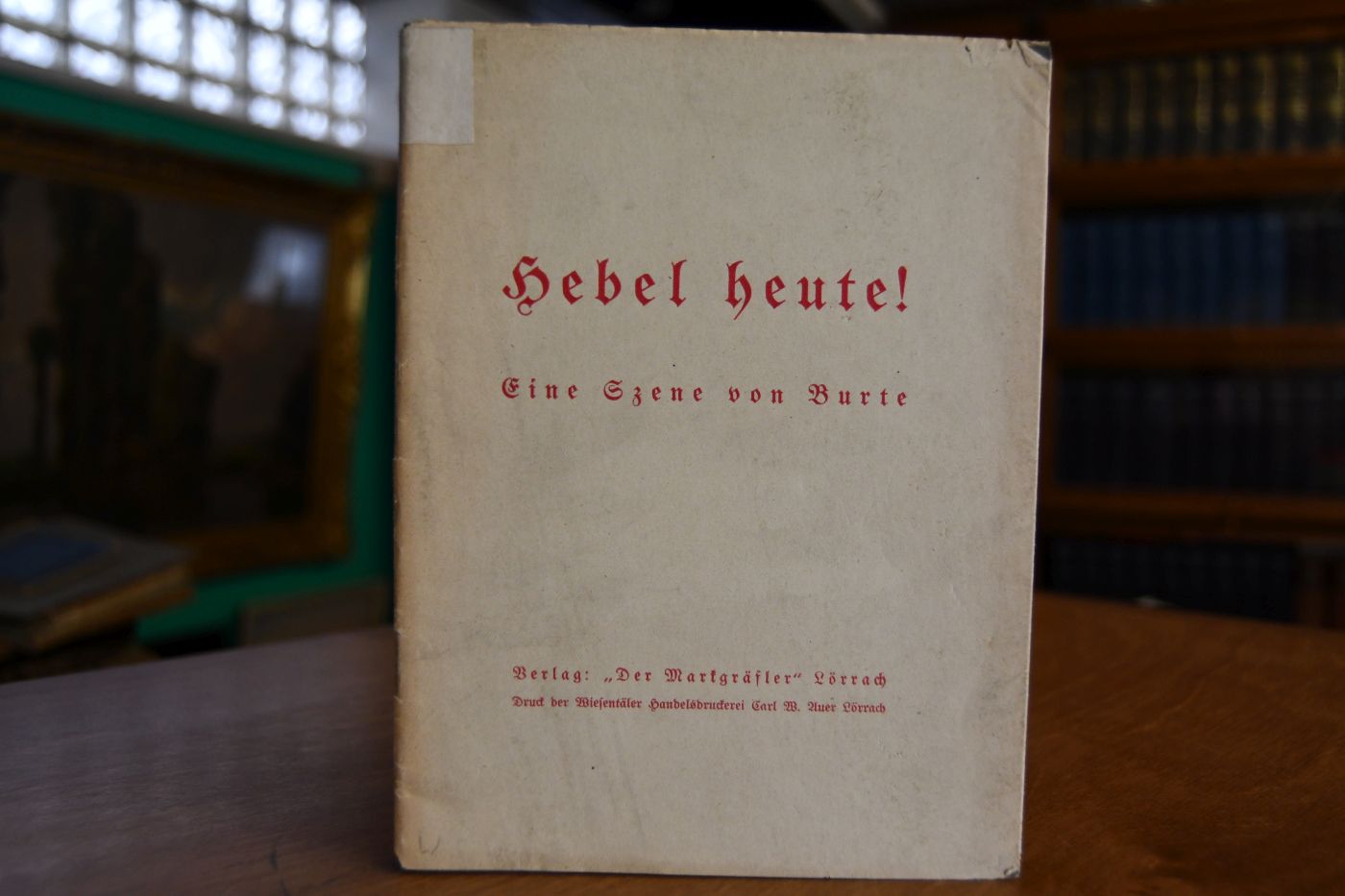 Hebel heute! Eine Szene von Burte.
