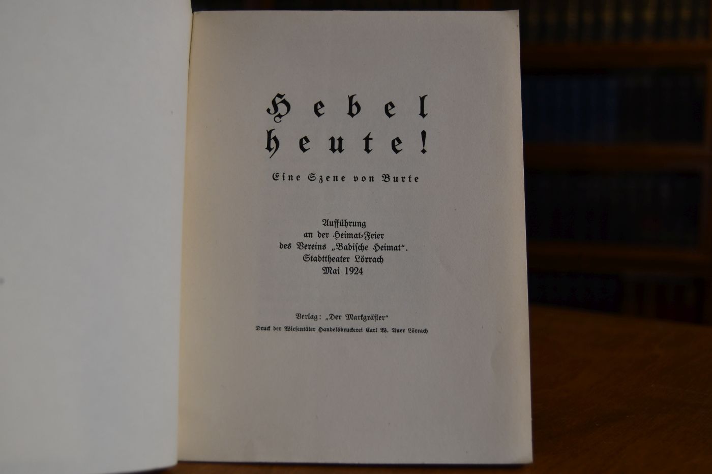 Hebel heute! Eine Szene von Burte.