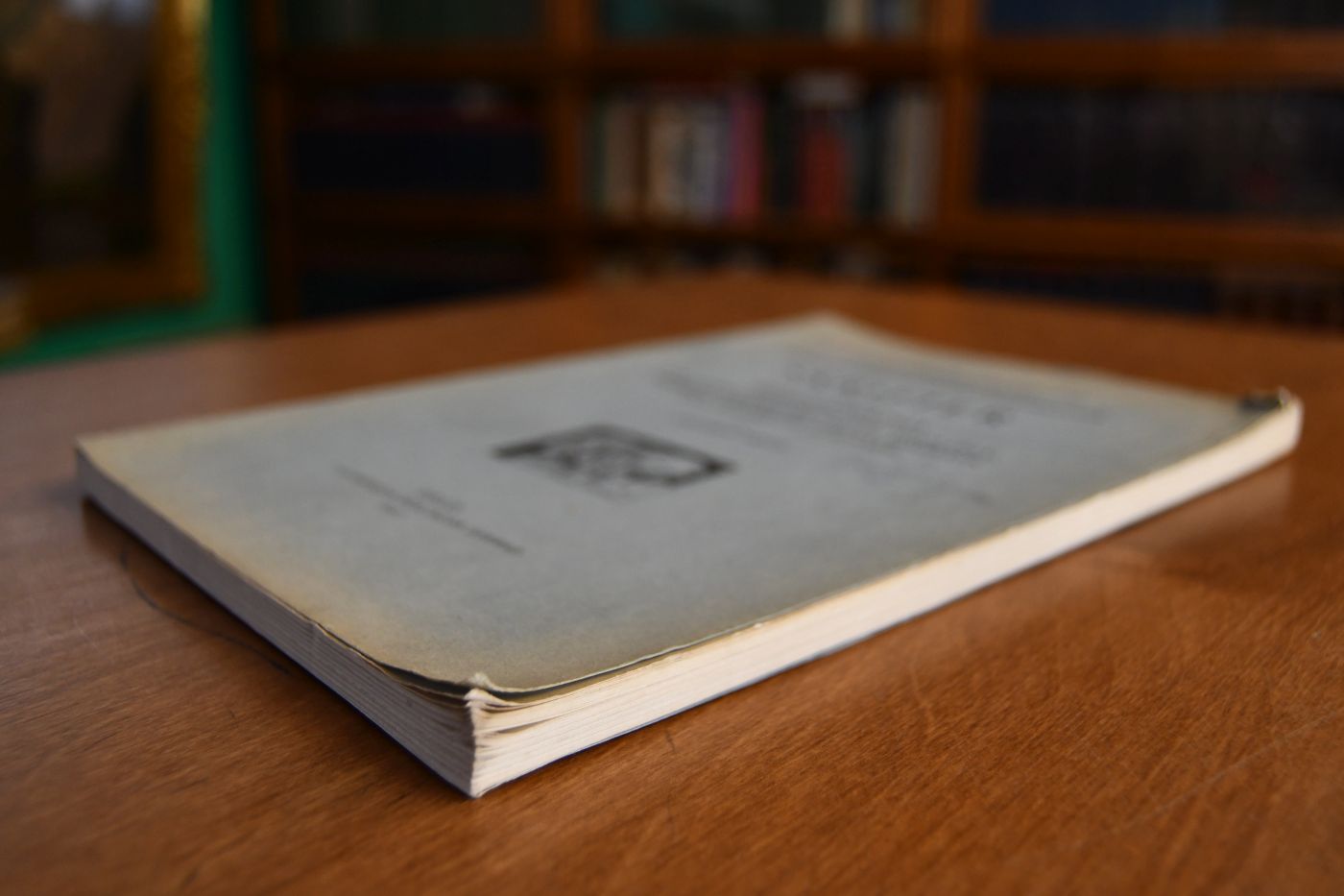 Bibliography of literature about the geology, physical geography, useful minerals, and mining of Svalbard.