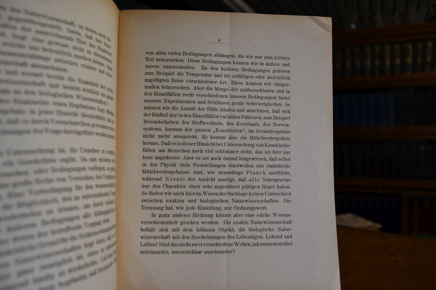 Einheitlichkeit und Anpassung in den Lebenserscheinungen. Rede gehalten bei der Reichsgründungsfeier der Universität Berlin am 18. Januar 1929.