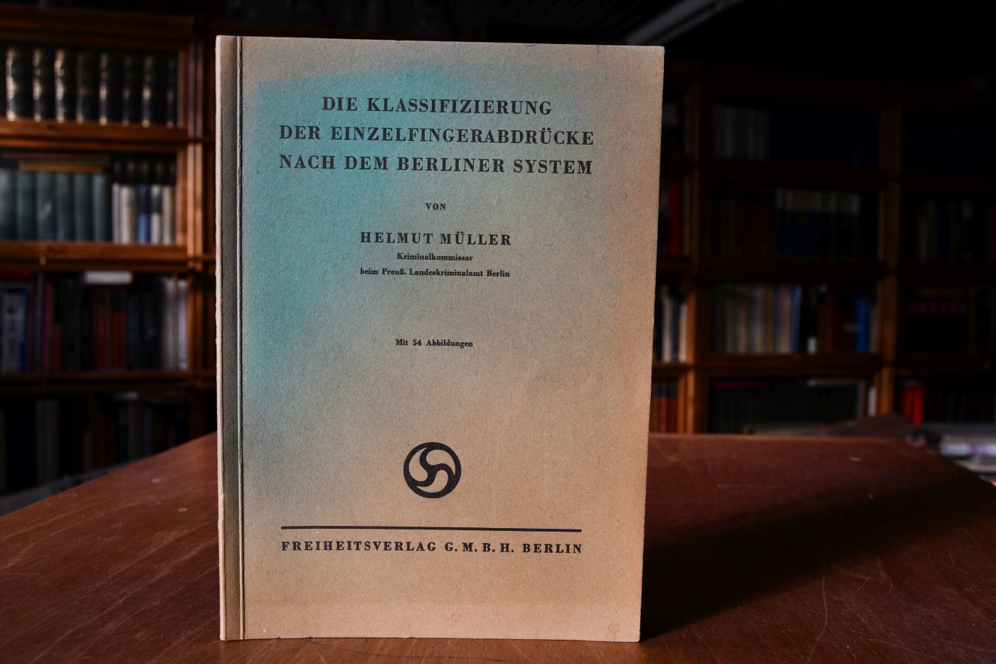 Die Klassifizierung der Einzelfingerabdrücke nach dem Berliner System.