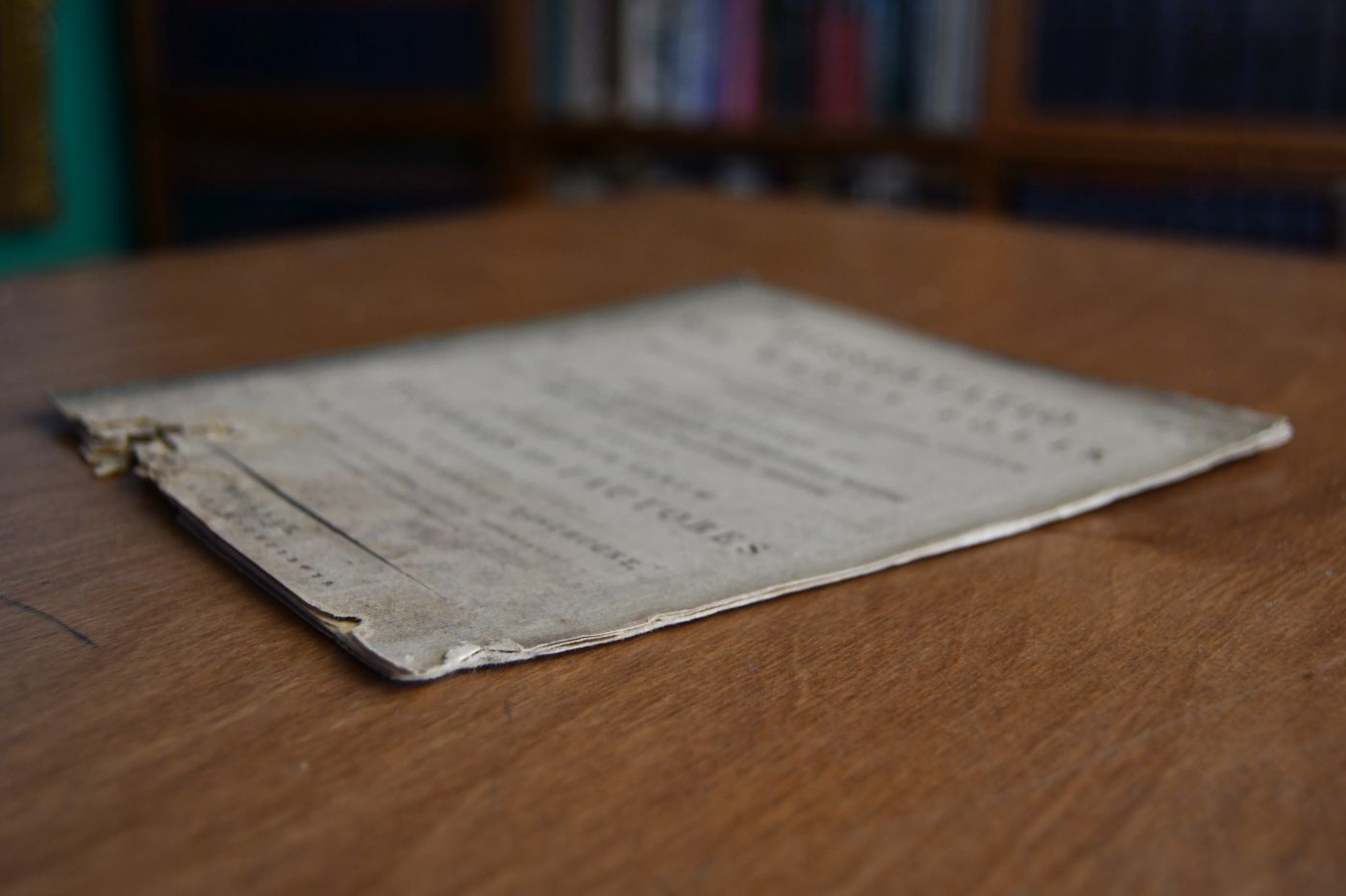 Dissertatio de mensa solis qua praemissa novi coenaculi sumptibus regiis nuperrime extructi dedicationem indicit et ad orationes IV. D. III Aug. Anno MDCCCXI in acroaterio majori post horam nonam matutinam auditam habendas afranarum rerum tutores et fautores humanissime invitavit M. Carolus Henricus Tzschucke Rector et Professor primus societatis Jenensis latinae socius.