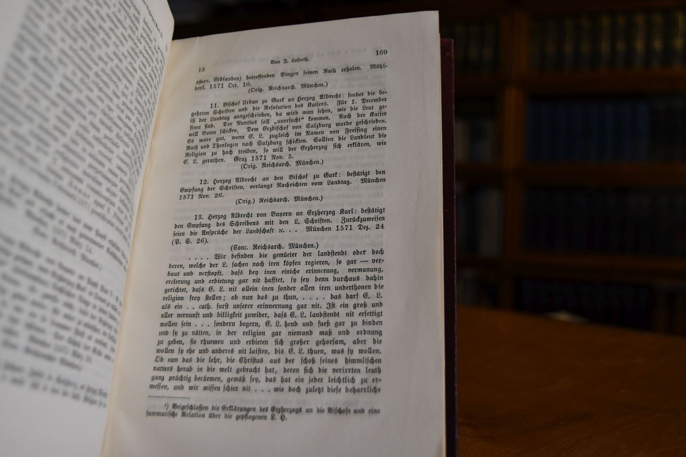Briefe und Acten zur steiermärk. Geschichte unter Erzherzog Karl II. aus dem königl. bayrischen Reichs- und Staatsarchiv in München.