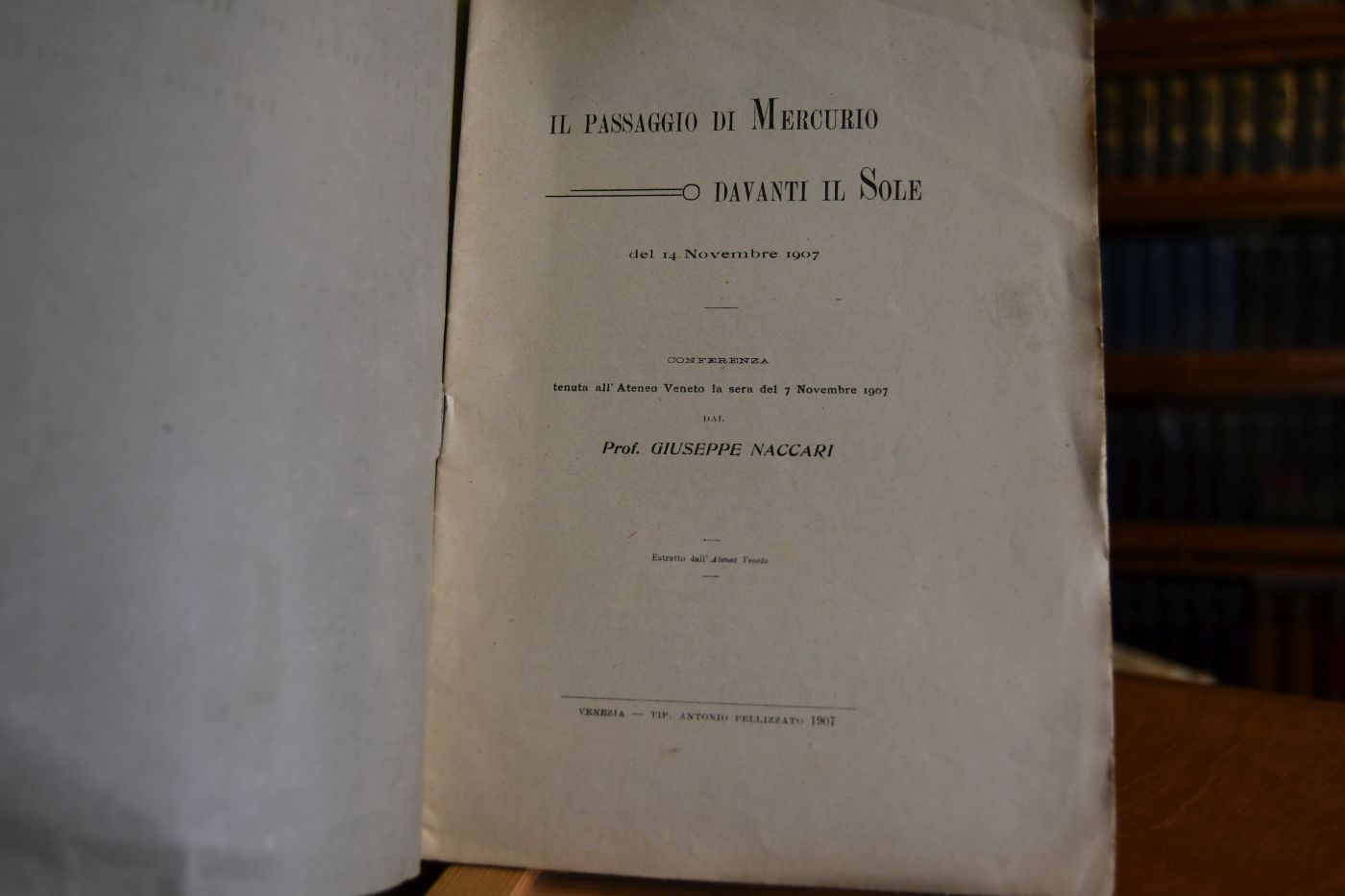 Il passaggio di Mercurio davanti il Sole del 14 novembre 1907. Conferenza tenuta all`Ateneo Veneto la sera del 7 novembre 1907.