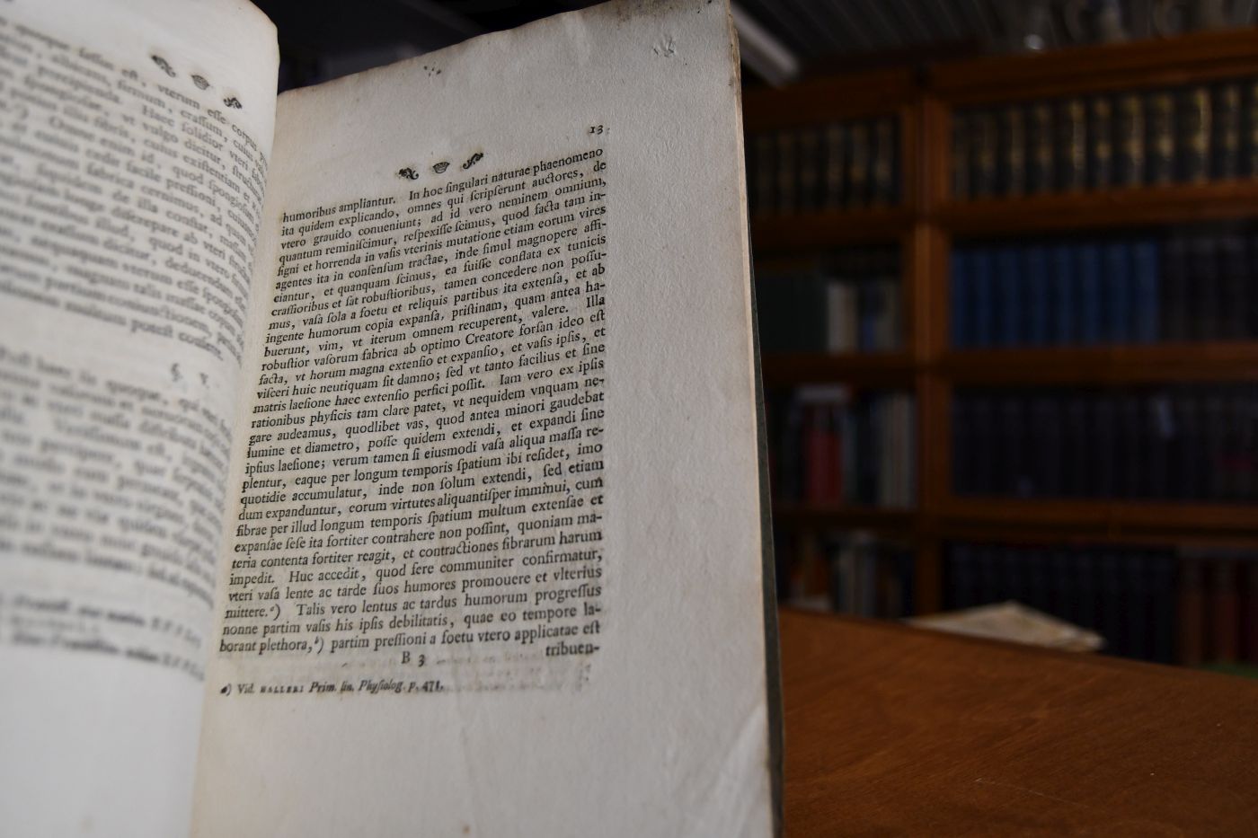 De Causis Partus Animalis Naturalibus Vittebergae, D. XIV. Septembr. MDCCLXXXIV. / Gratiosi Medicorum Ordinis Consensu Praeside Christiano Friderico Nürnbergero ... Pro Gradu Doctoris Disputat Auctor Et Respondens Joannes Georgius Fridericus Henning Cosviga-Anhaltinus Medicinae Candidatus (Über die natürlichen Ursachen einer Geburt).