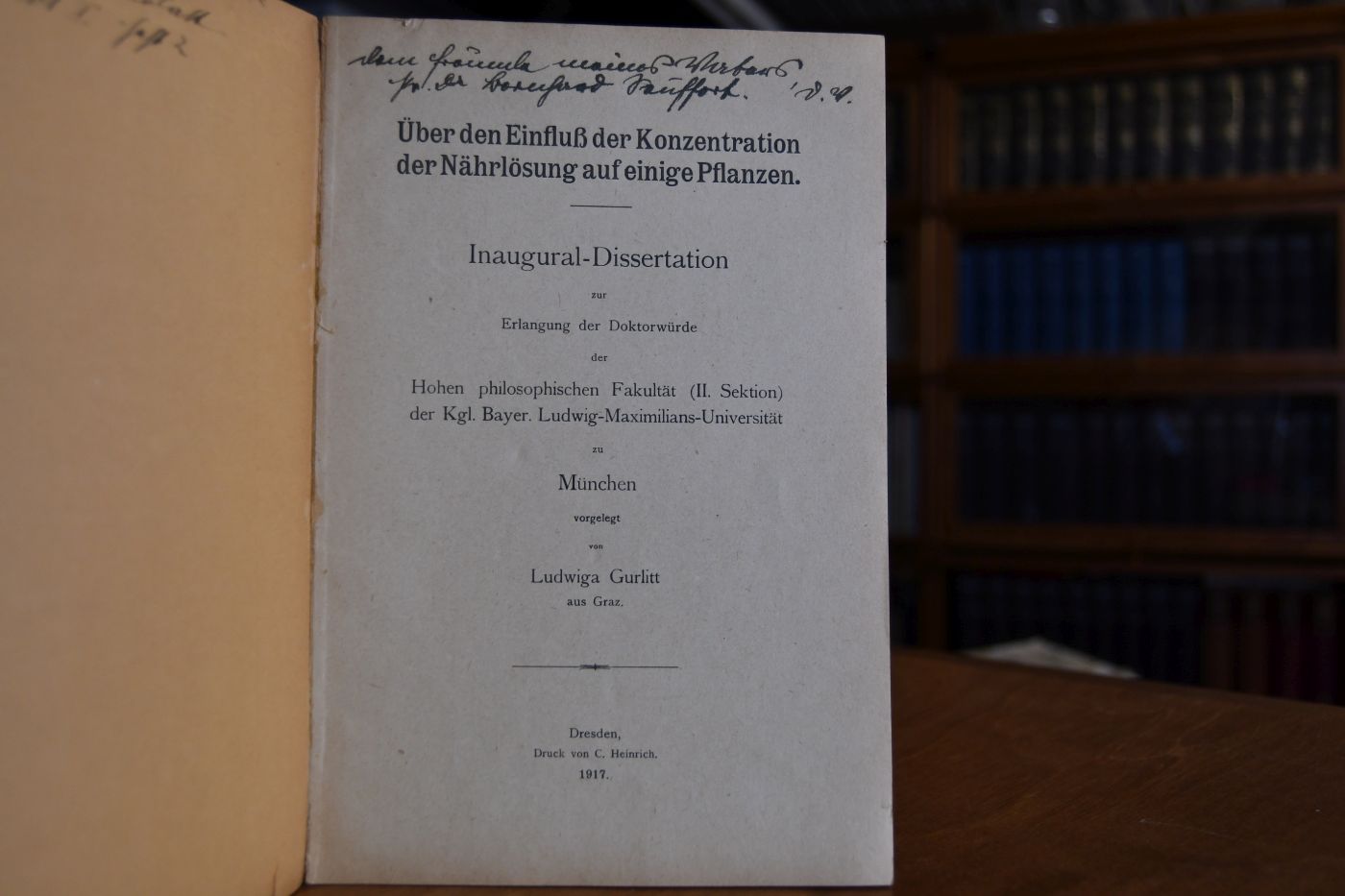 Über den Einfluß der Konzentration der Nährlösung auf einige Pflanzen.