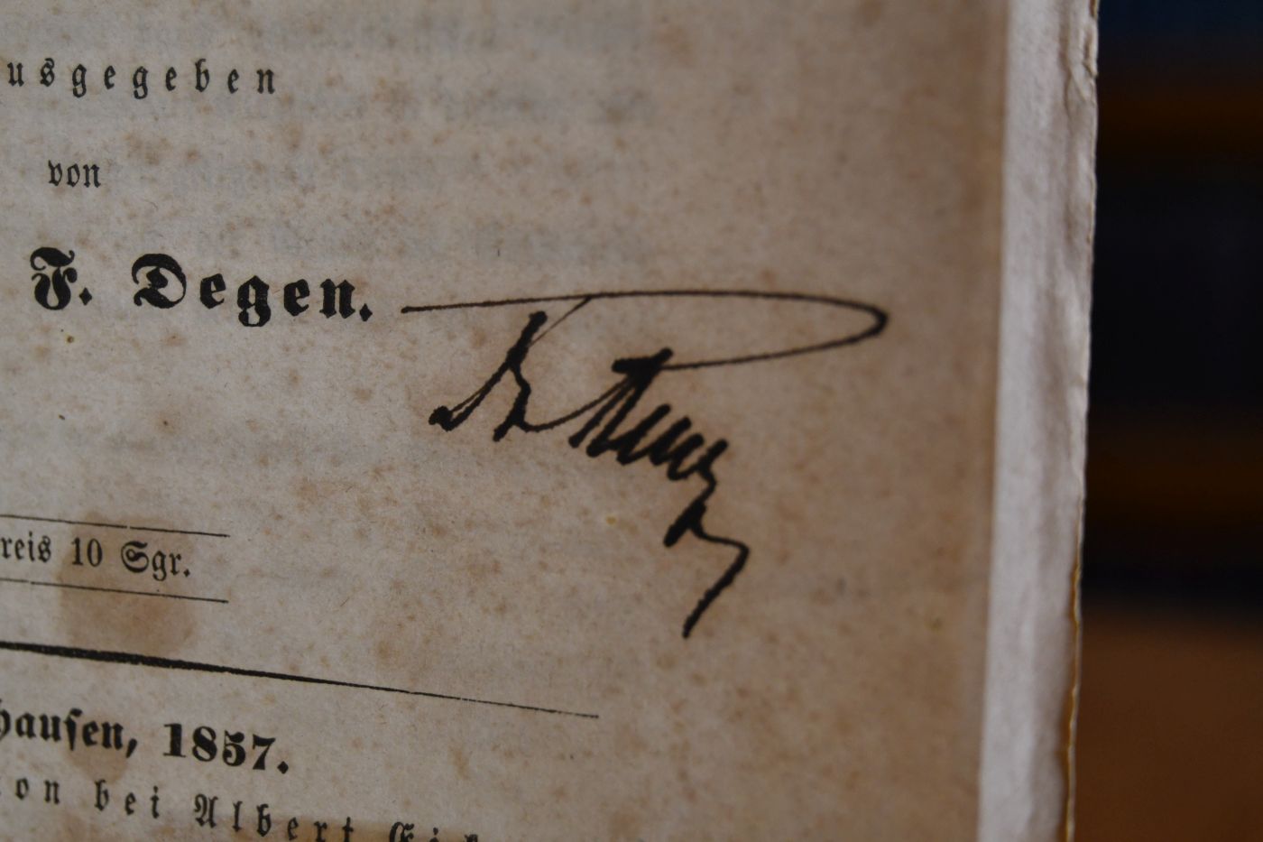 Ueber die warmen Quellen. Beitrag zur Erforschung der wahren Ursachen, wodurch die erhöhete Temperatur der warmen Quellen bewirkt wird und der in Folge dieser Untersuchungen sich ergebenden höchst wahrscheinlichen Ursachen der Erdbeben und der Möglichkeit, solche weniger schädlich zu machen oder gar zu verhindern.