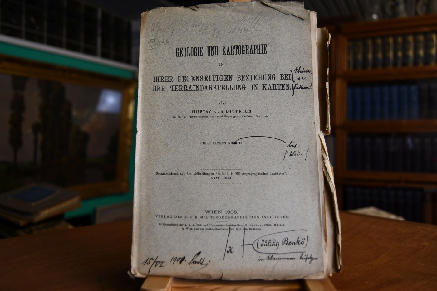 Geologie und Kartographie in ihrer gegenseitigen Beziehung bei der Terraindarstellung in Karten.