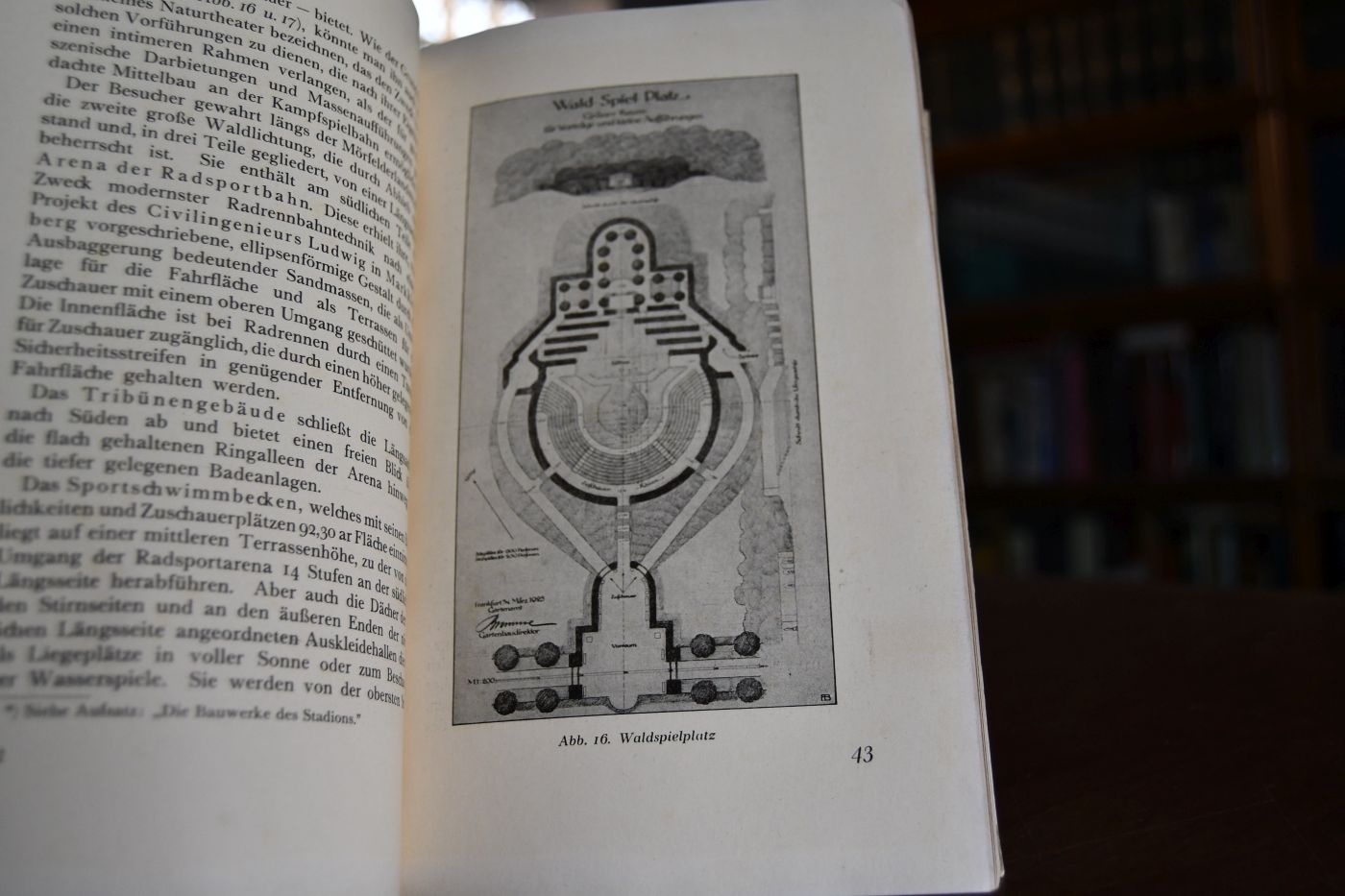 Festbuch zur Stadionweihe Frankfurt a.M., 21. Mai 1925.