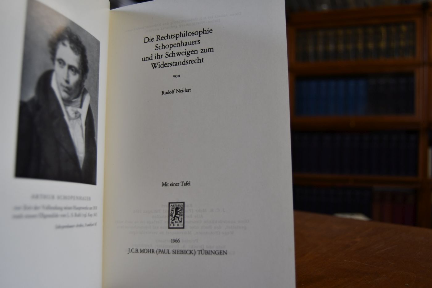 Die Rechtsphilosophie Schopenhauers und ihr Schweigen zum Widerstandsrecht..