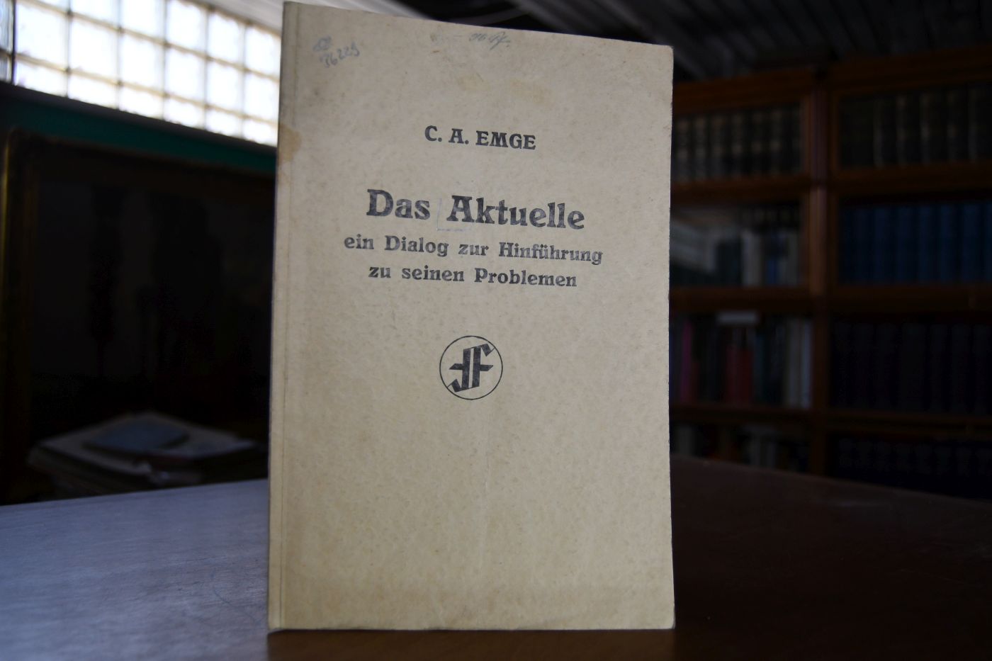 Das Aktuelle, ein Dialog zur Hinführung zu seinen Problemen.