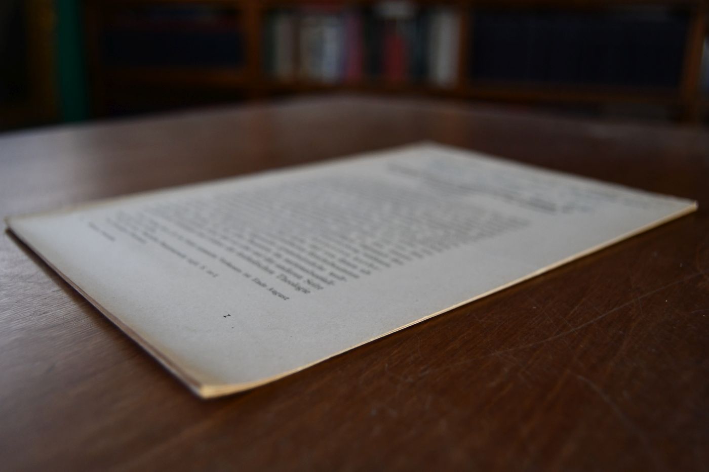 Die Besonderheiten der beamtenrechtlichen Stellung der katholischen Theologieprofessoren an den deutschen Universitäten.
