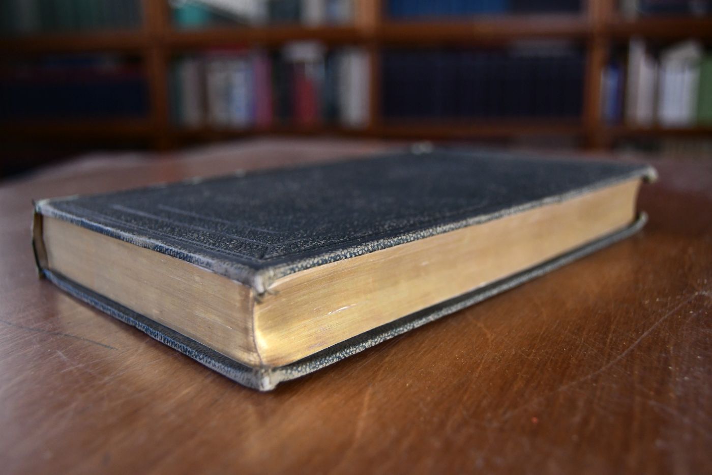Nouveaux choix des lettres de Madame De Sevigne, specialement destine aux petits seminaires et aux pensionnats de Demoiselles.