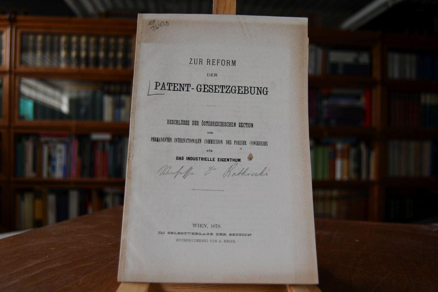Zur Reform der Patent-Gesetzgebung. Beschlüsse der österreichischen Section der permanenten internationalen Commission des Pariser Congresses für das industrielle Eigenthum.