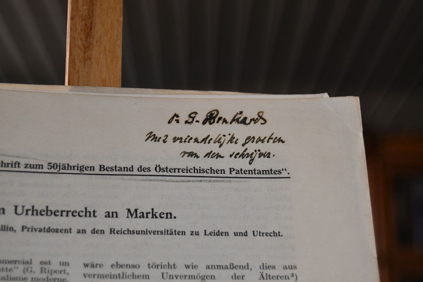 Zum Urheberrecht an Marken.