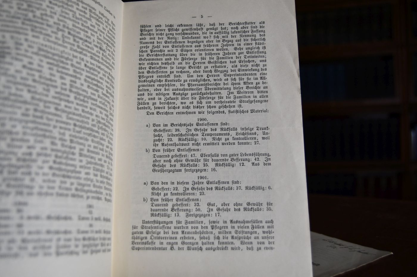 Satzungen der Sachsen-Weimarischen Gefängnißgesellschaft zu Weimar vom 7. Juli 1900 und Die Sachsen-Weimarische Gefängnisgesellschaft in den Jahren 1900 und 1901.