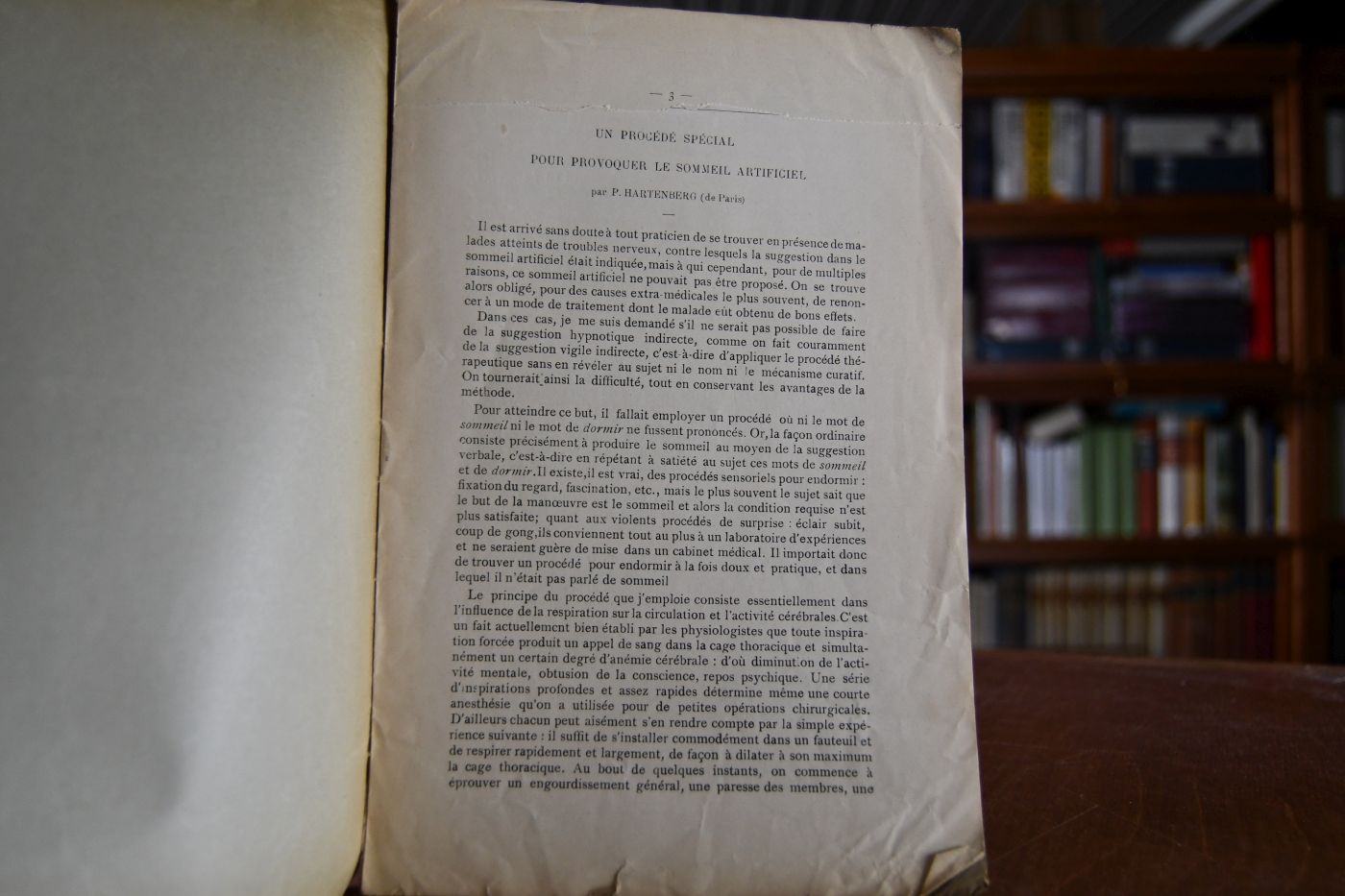 Un Procede special pour provoquer le sommeil artificiel.