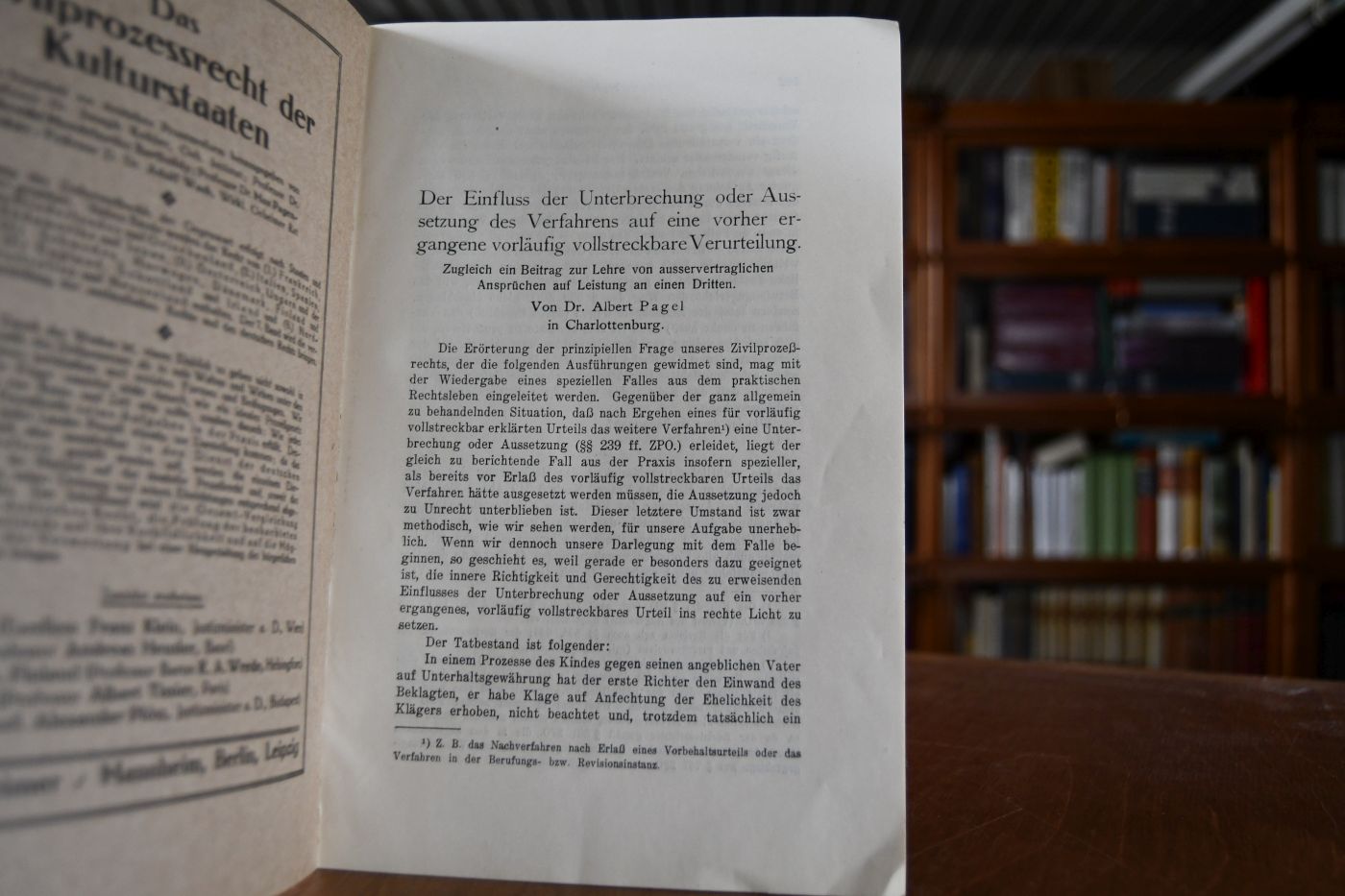 Der Einfluss der Unterbrechung oder Aussetzung des Verfahrens auf eine vorher ergangene vorläufig vollstreckbare Verurteilung. Zugleich ein Beitrag zur Lehre von ausservertraglichen Ansprüchen auf Leistung an einen Dritten.