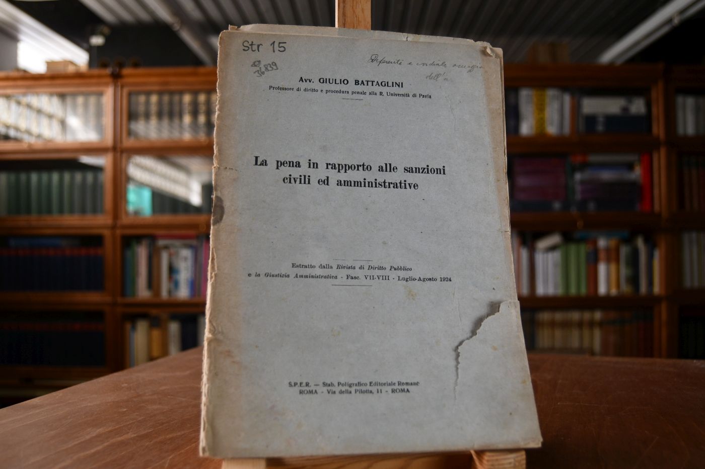 La pena in rapporto alle sanzioni civili ed amministrative.