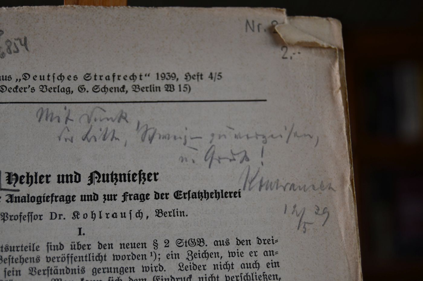 Hehler und Nutznießer. Ein Beitrag zur ANalogiefrage und zur Frage der Ersatzhehlerei.