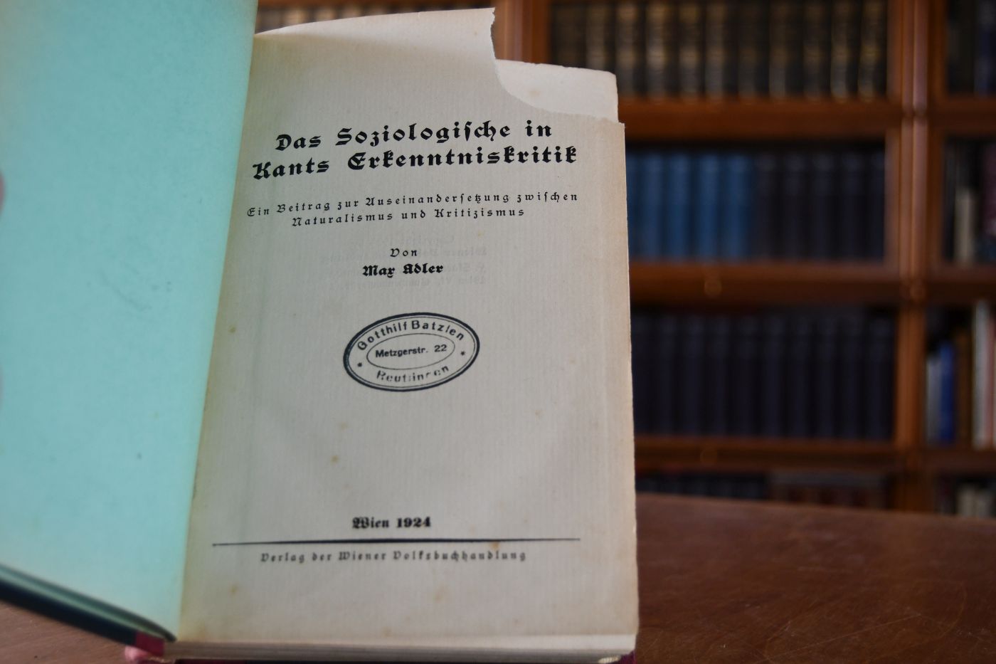 Das Soziologische in Kants Erkenntniskritik. Ein Beitrag zur Auseinandersetzung zwichen Naturalismus und Kritizismus.