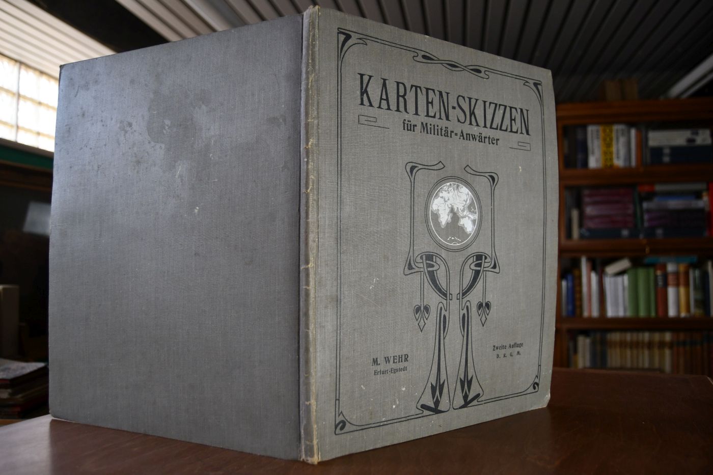 Karten-Skizzen. Ein Lehr- und Lernwerk für Unteroffiziere und Miltäranwärter. Teil I (Europa) und II (Außereuropäische Staaten und Länder) in einem Band.