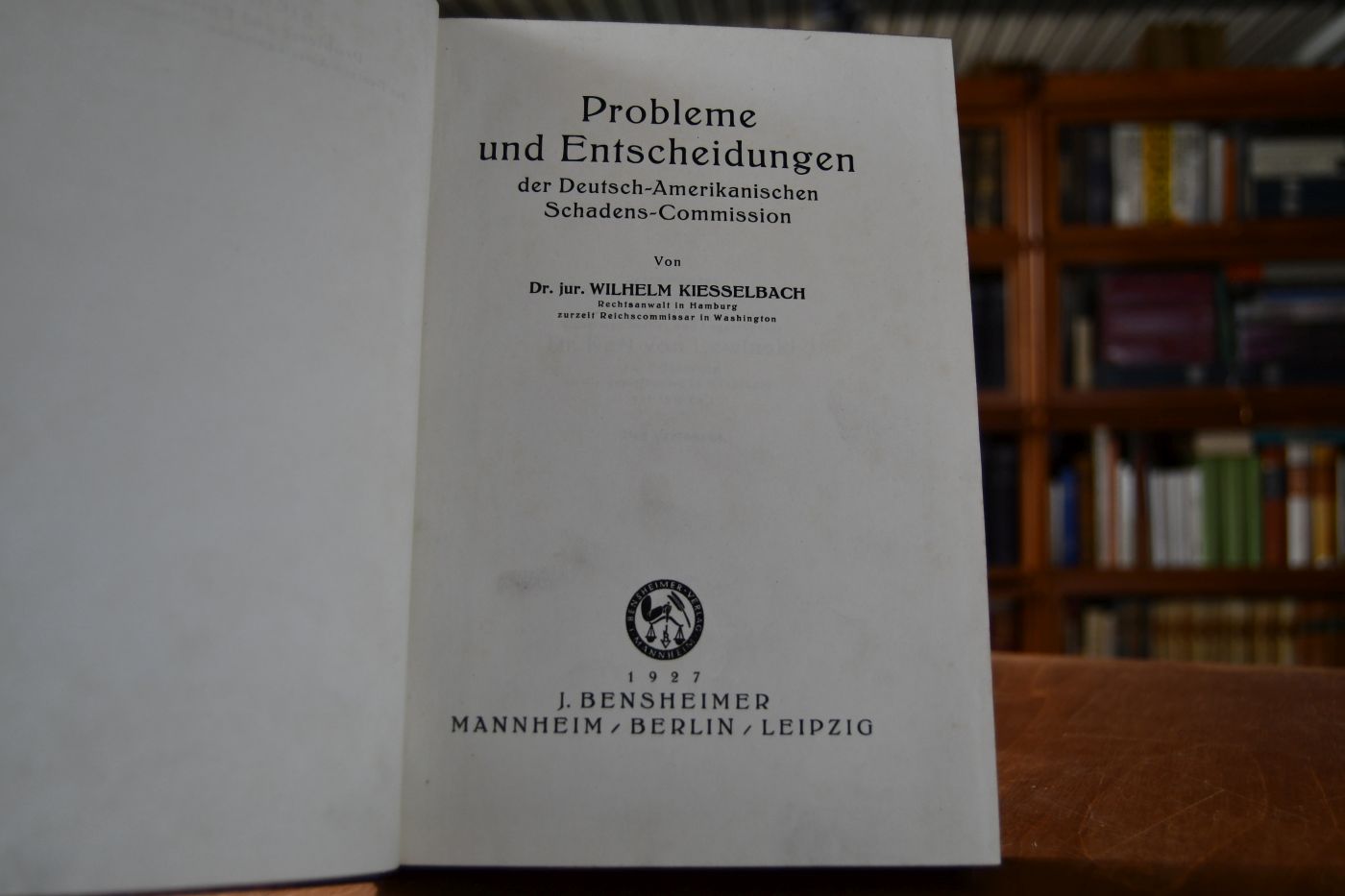 Probleme u d Entscheidungen der Deutsch-Amerikanischen Schadens-Commission.