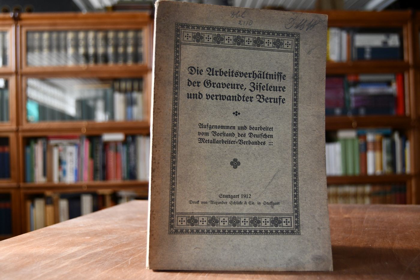 Die Arbeitsverhältnisse der Graveure, Ziseleure und verwandter Berufe.