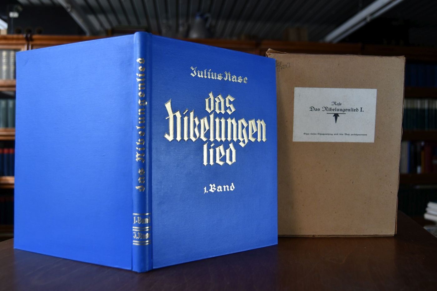 Das Nibelungenlied. Der Runengesang vom deutschen Gedanken. 1. Band (Bd. 2 nicht erschienen).