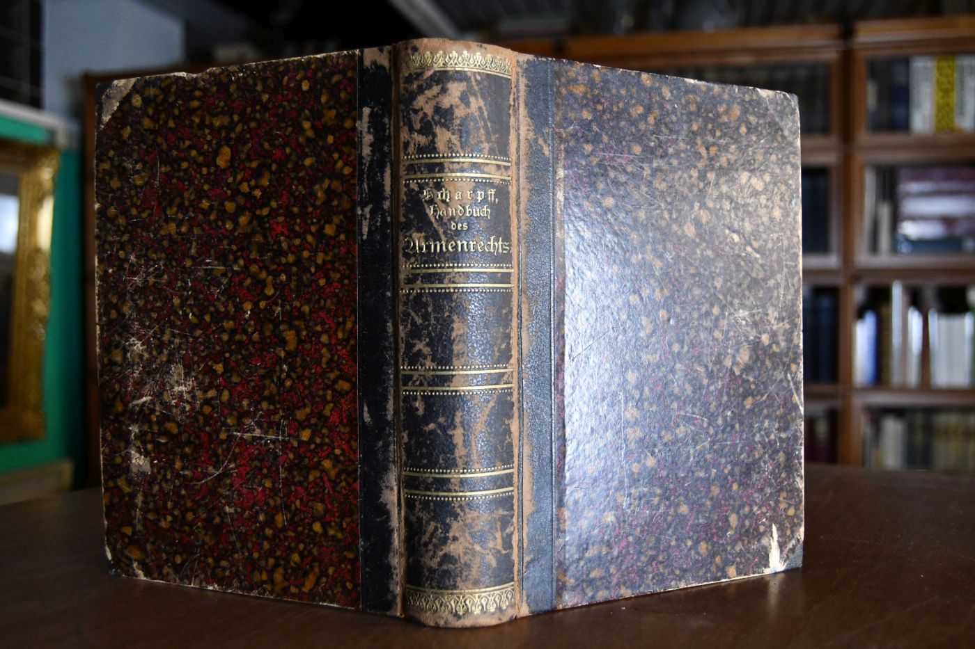 Handbuch des Armenrechts. Eine mit Erläuterungen versehene Zusammenstellung der reichs- und württembergischen landesgesetzlichen Bestimmungen über das Armenwesen.