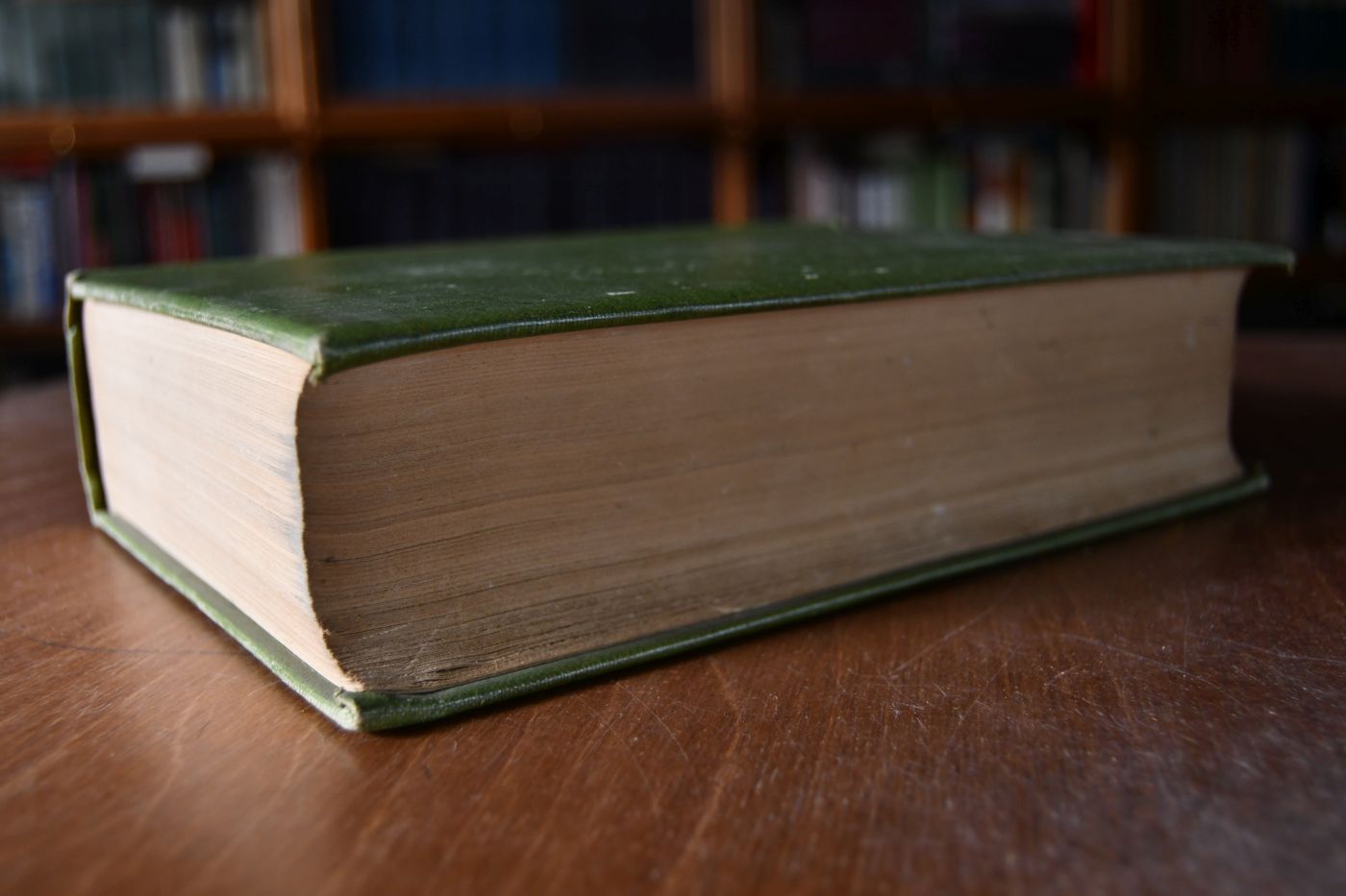 The Cambridge Medieval History. Volume V Contest of Empire and Papacy (apart).