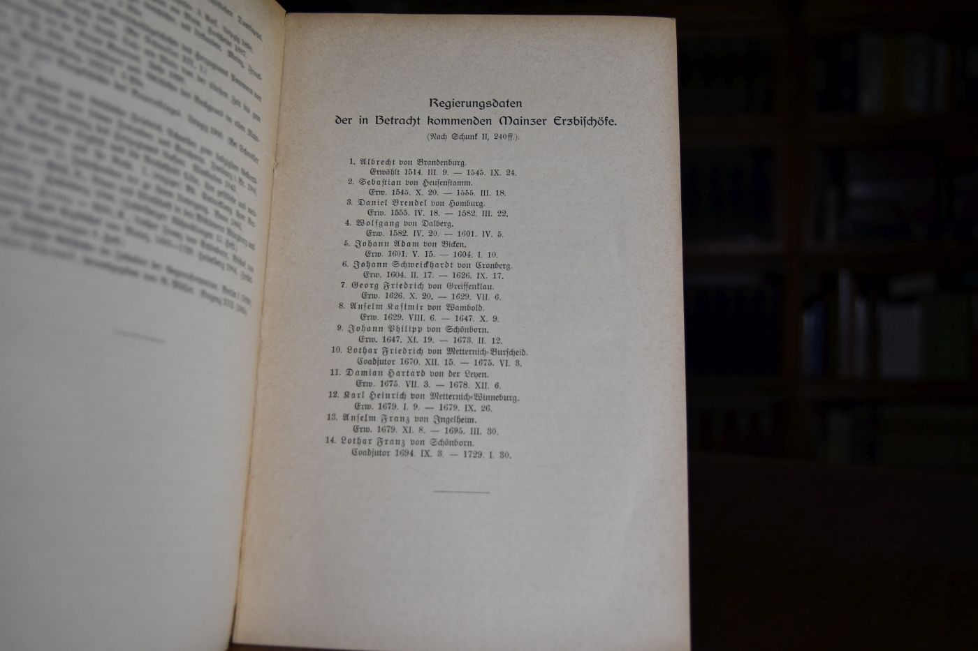 Verfassung von Kurmainz um das Jahr 1600. Ein Beitrag zur Verfassungsgeschichte der geistlichen Fürstentümer.