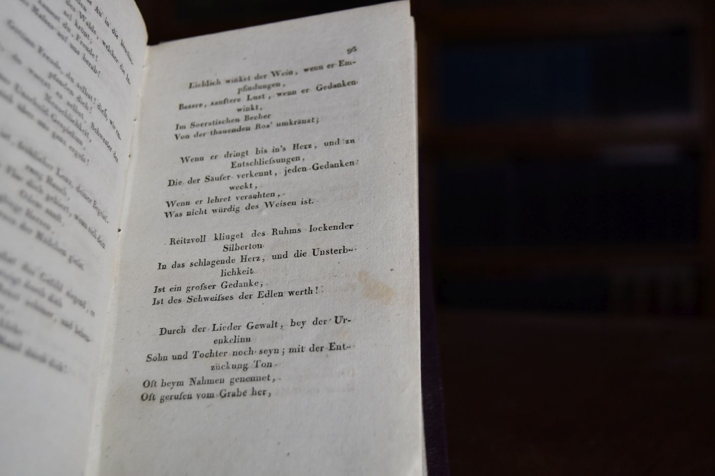 Sammlung der vorzüglichsten Werke deutscher Dichter und Prosaisten. G.F. Klopstocks Oden und Lieder. 5 Bde. in einem Band.