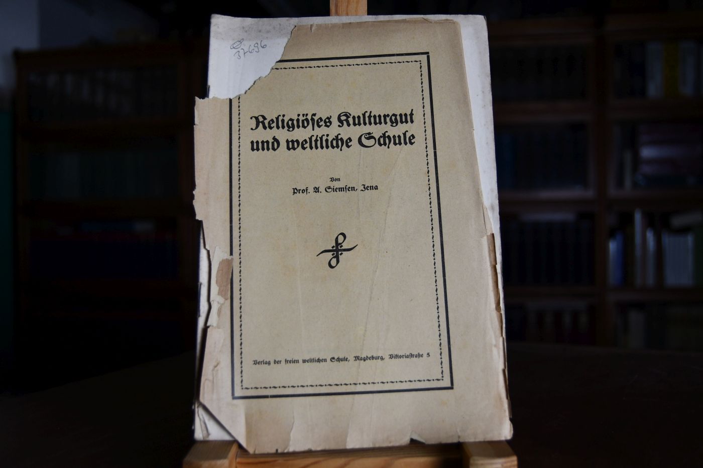 Religiöses Kulturgut und weltliche Schule. Vortrag auf der Vertretertagung des Bundes der freien Schulgesellschaften Deutschlands in Breslau am 9. und 10. Oktober 1926.