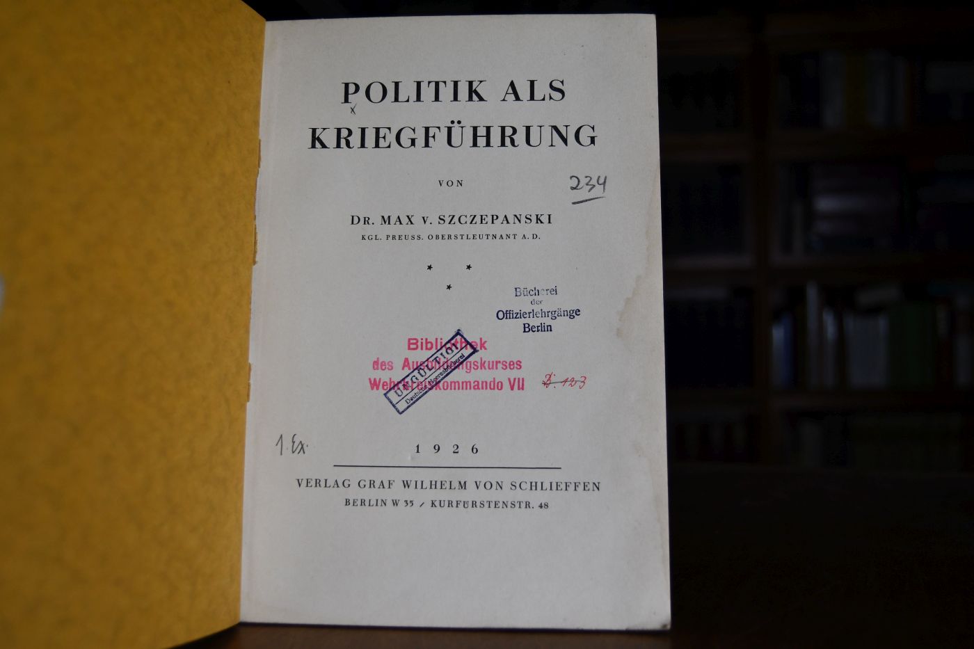Politik als Kriegführung.