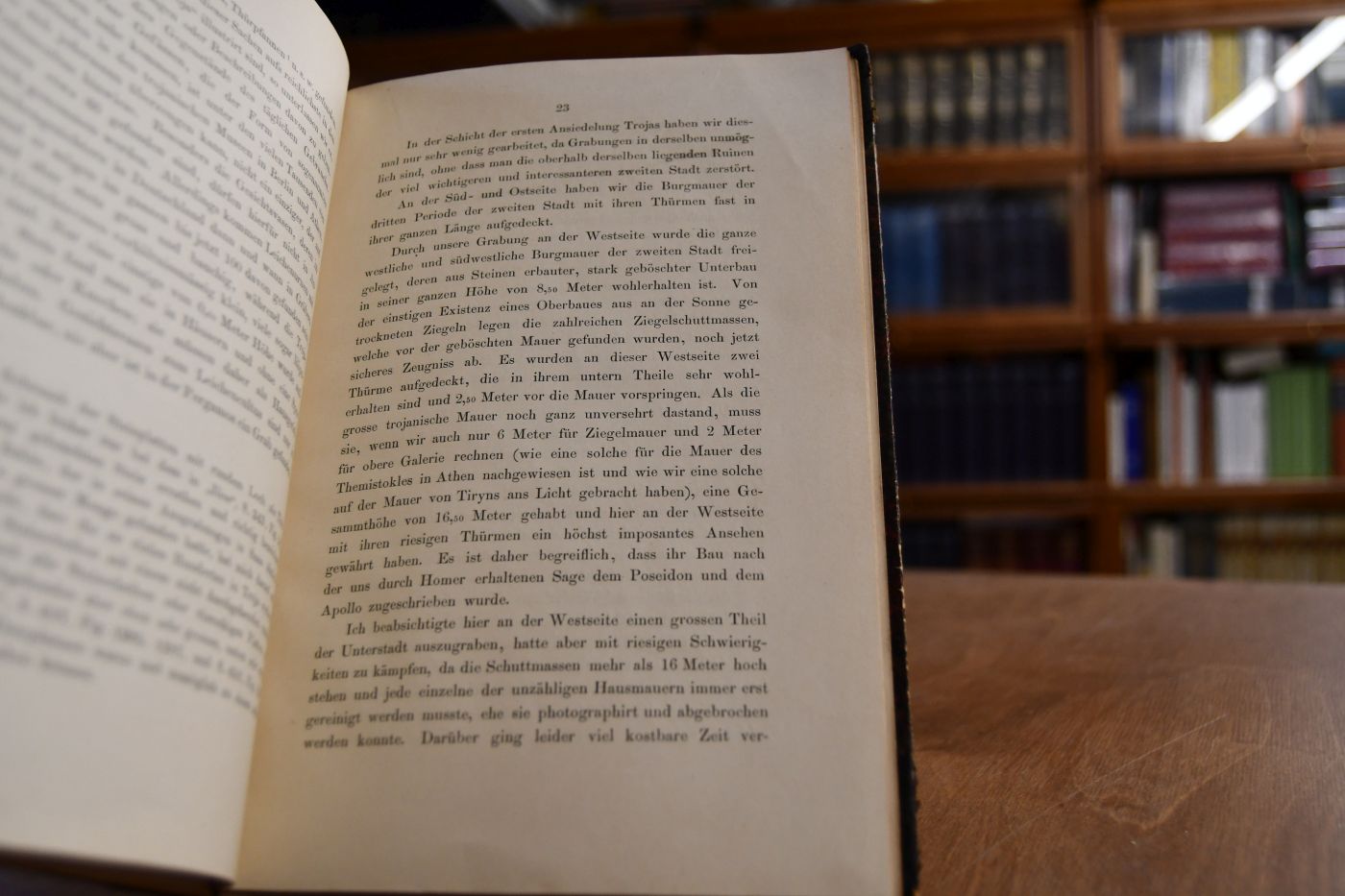 Bericht über die Ausgrabungen in Troja im Jahre 1890.