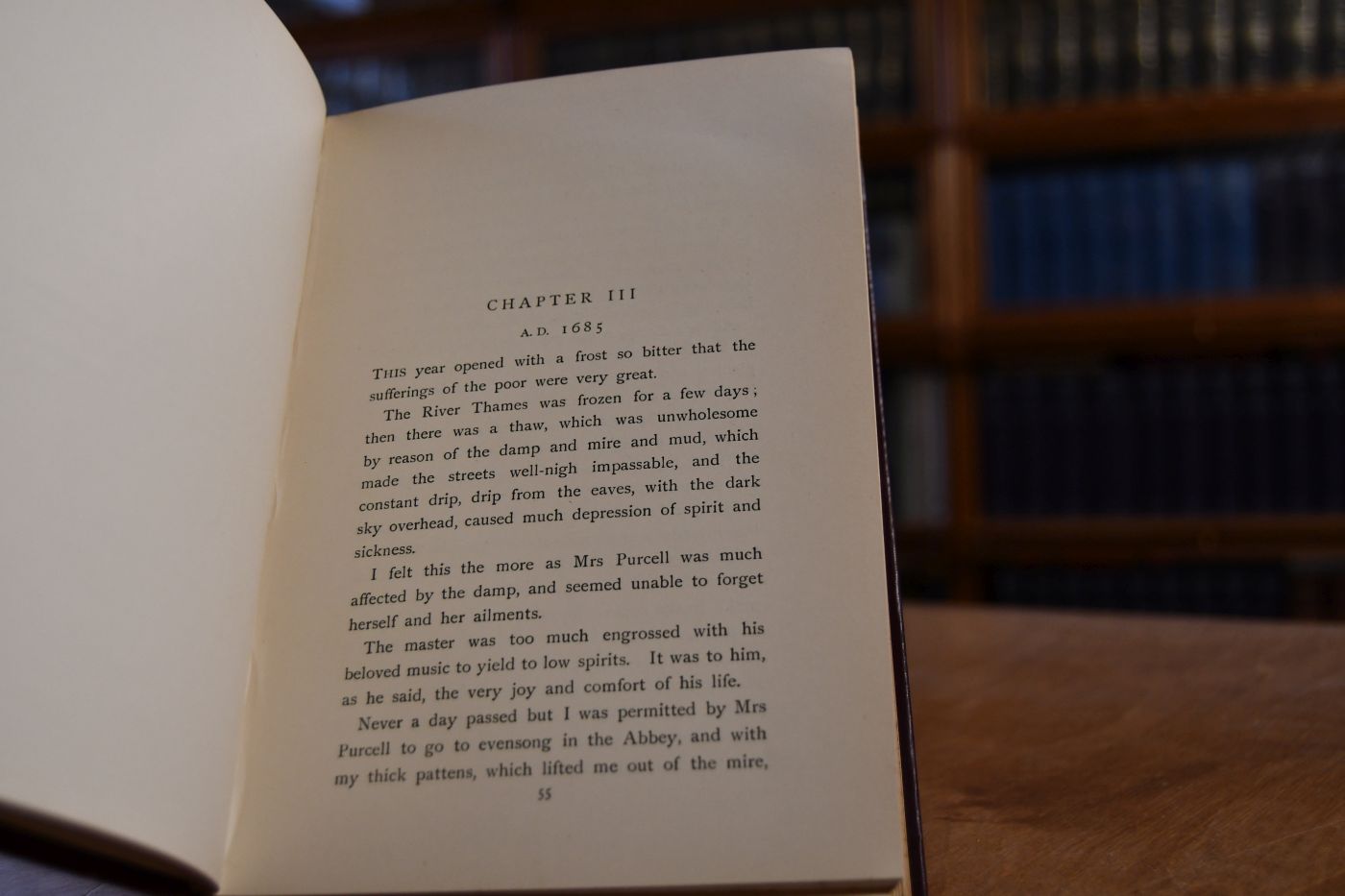 In the Choir of Westminster Abbey A Story of Henry Purcell`s Days. With illustrations by T. Hamilton Crawford.