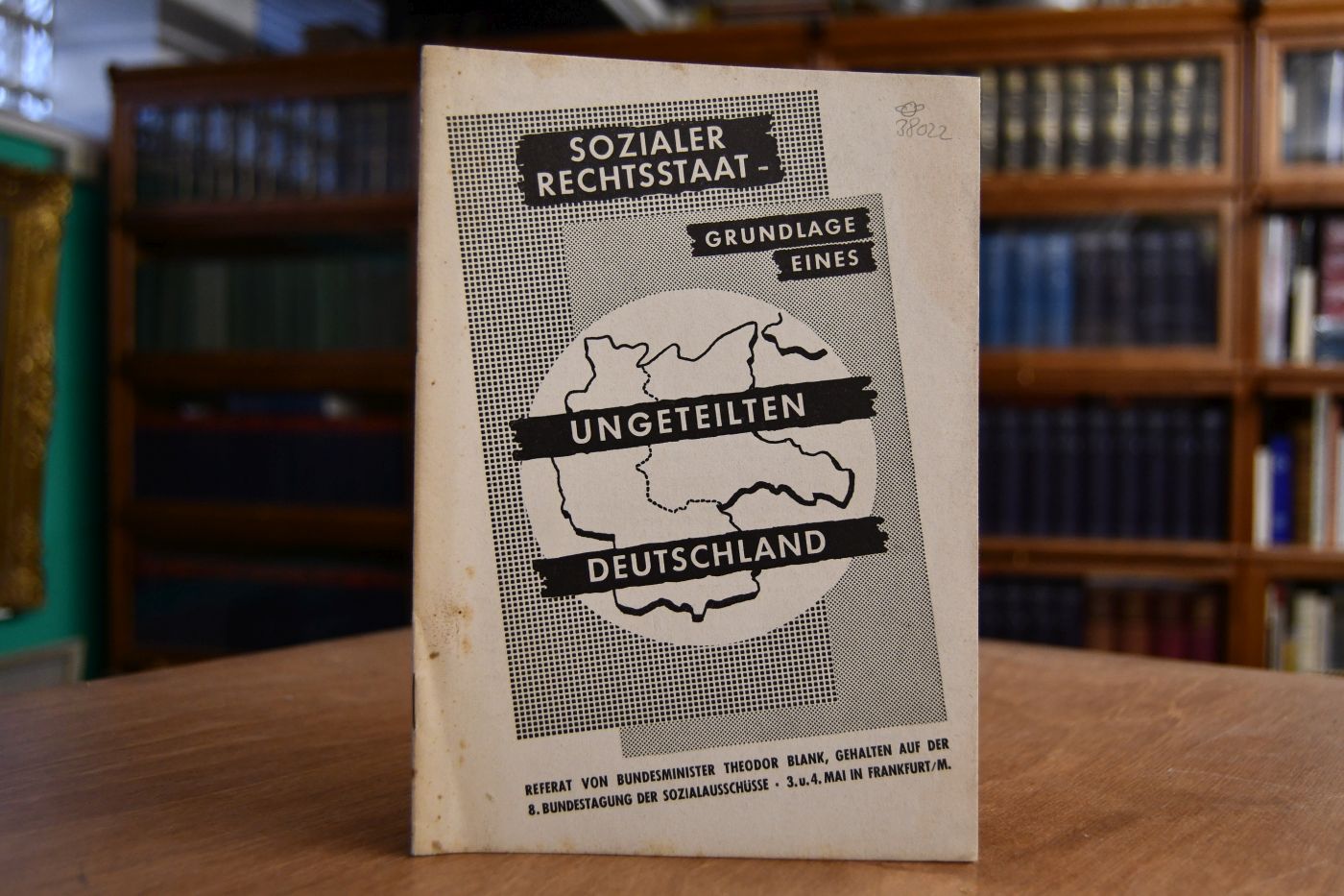 Sozialer Rechtsstaat - Grundlage eines ungeteilten Deutschland.