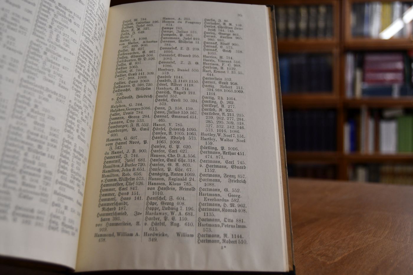 Alphabetische Liste der Verfasser, deren Werke im Verzeichnisse der Bücher-Sammlung des Kaiserlichen Gesundheits-Amtes (2. Ausgabe) aufgeführt sind.
