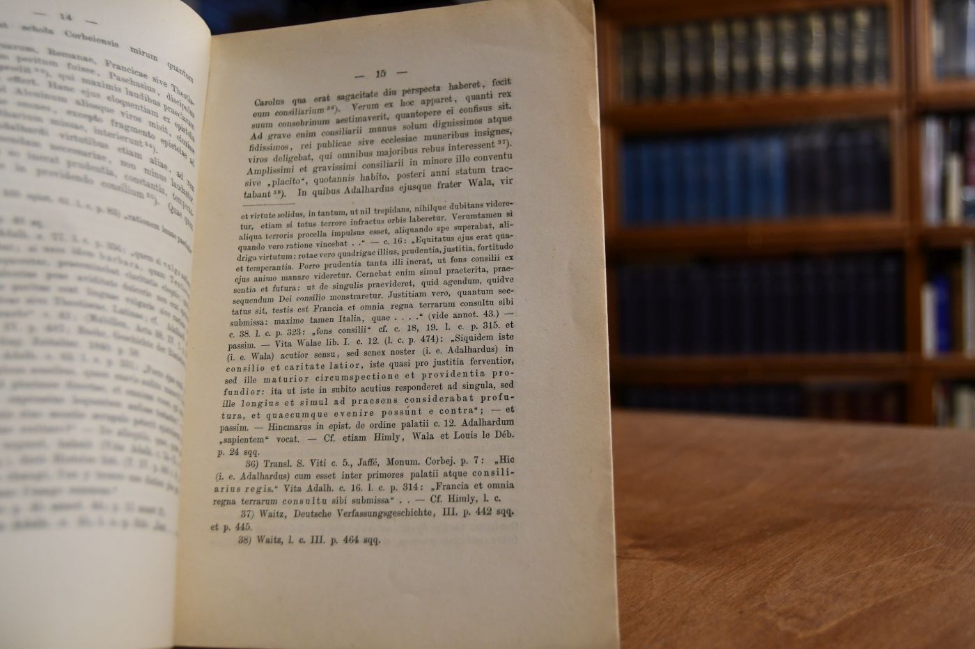 De S. Adalhardo abbate Corbeiae antiquae et novae.