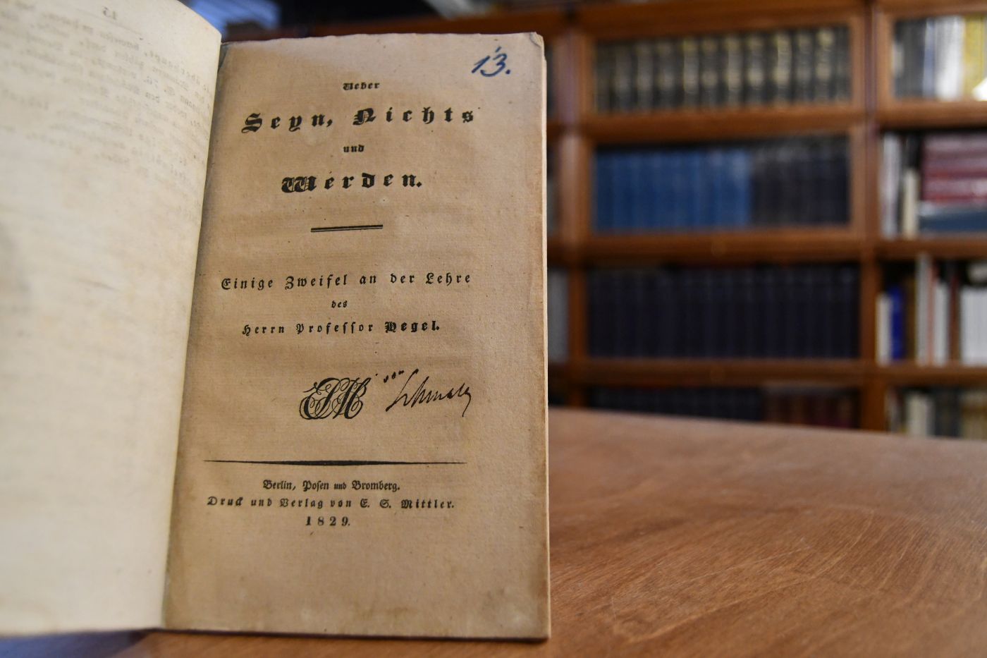 Über Seyn, Nichts und Werden. Einige Zweifel an der Lehre des Herrn Professor Hegel. Beigebunden August Ferdinand Hurlebusch Über die "publicistische Prüfung" etc. des Herrn Professor Brinkmann zu Kiel, Helmstedt, Fleckeisen, 1829, 15 S.
