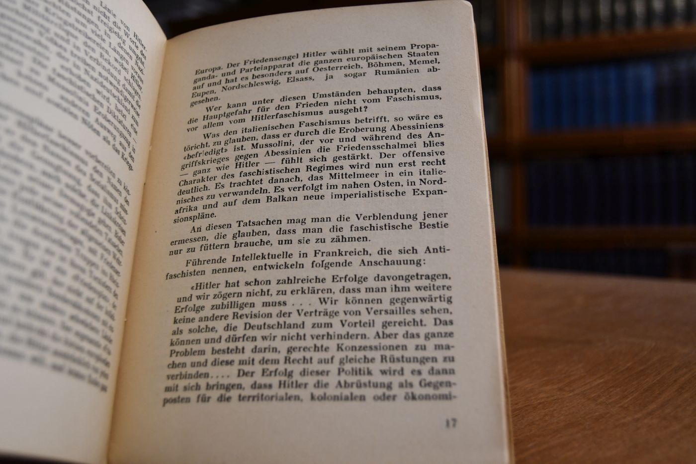 Der Kampf um den Frieden. Offener Brief des Weltkomitees gegen Krieg und Faschismus.