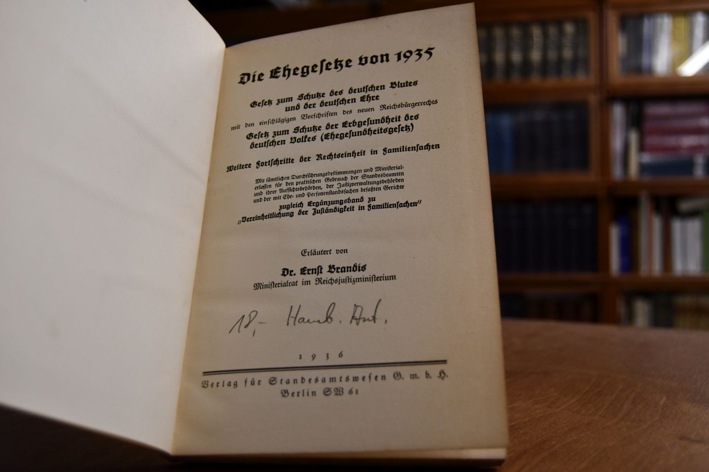 Die Ehegesetze von 1935. Erläutert.